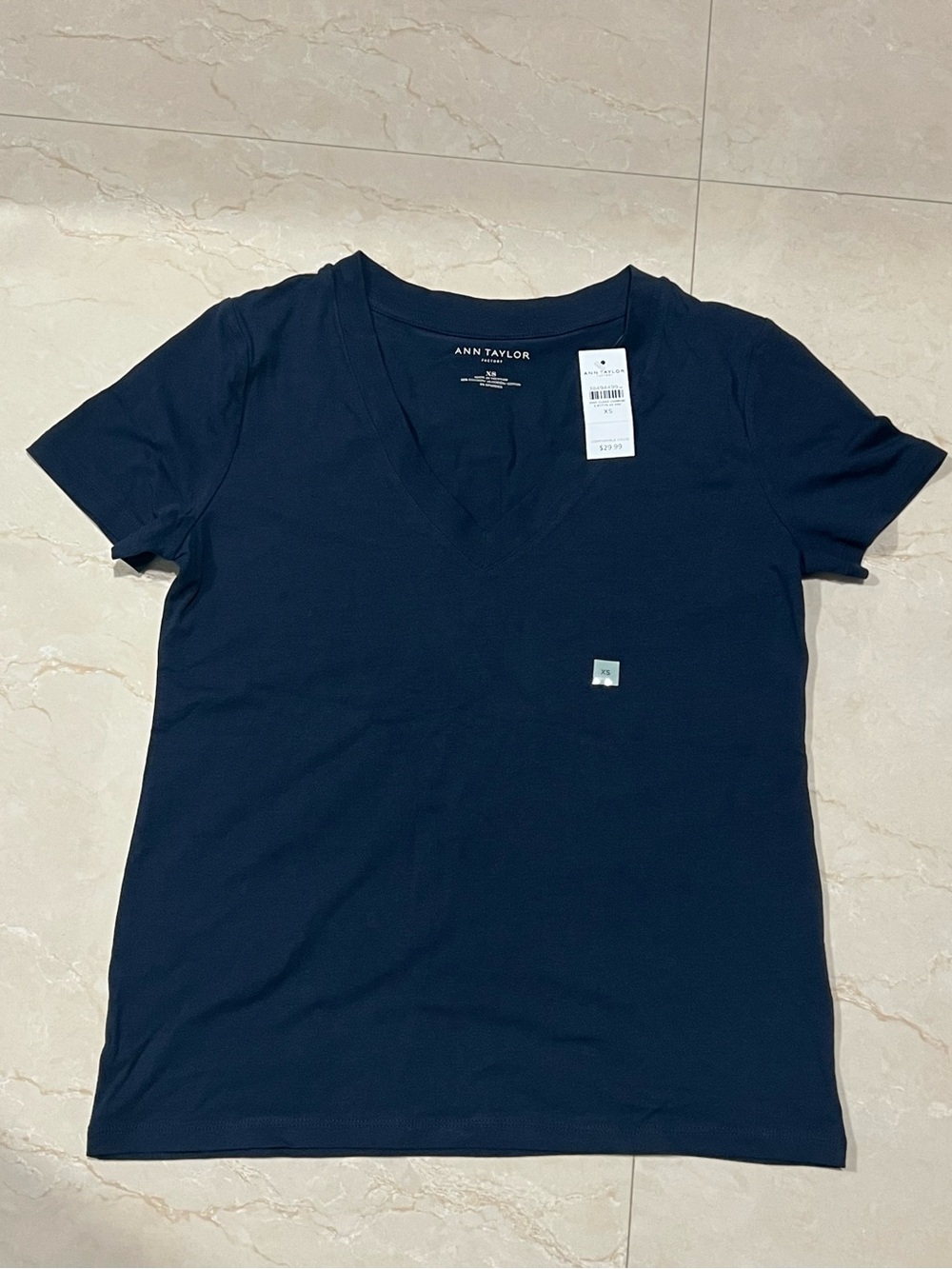 Ann Taylor Dark Navy V-Neck Short Sleeve Tee